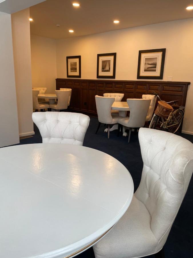 The Argus Hotel & Cocktail Lounge Albany Eksteriør billede